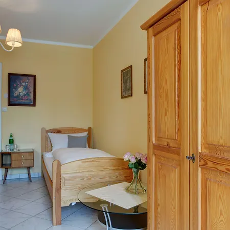 فندق Gasthaus Hannover هانوفر